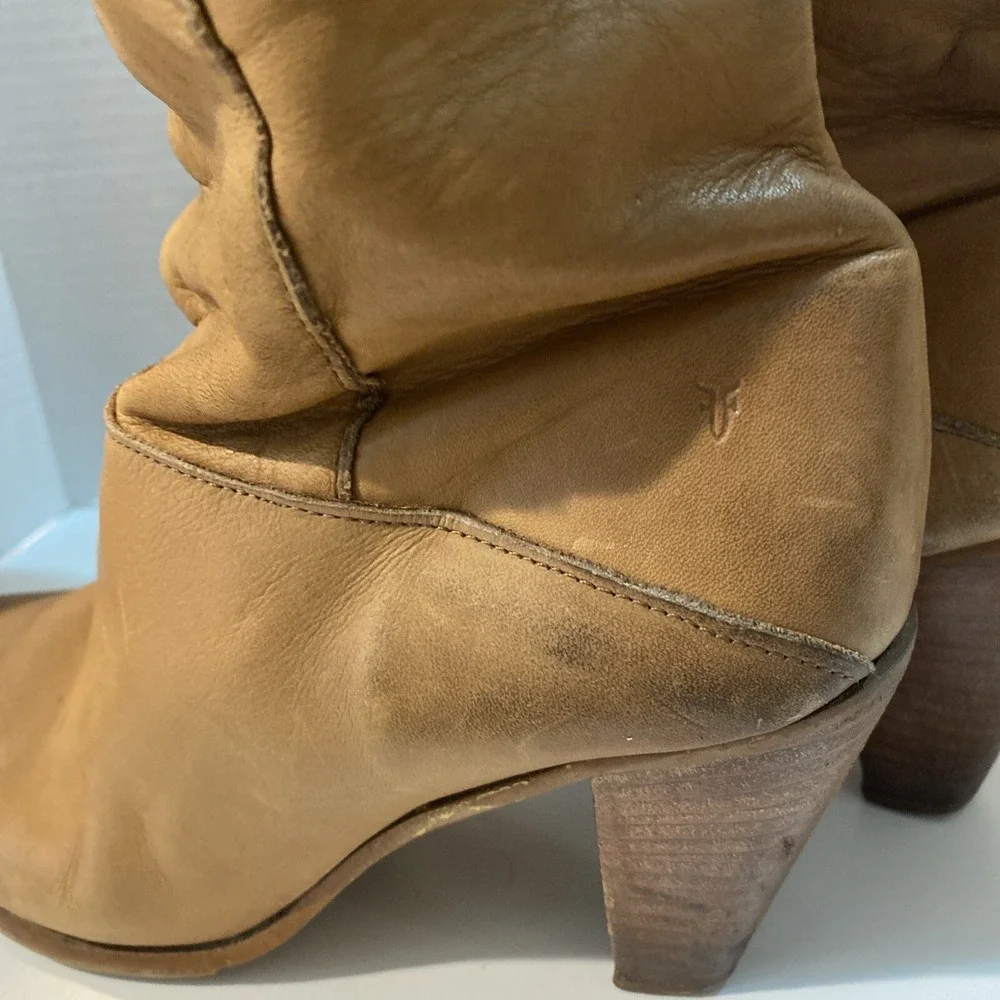VTG Frye Women's Tan Leather Campus Boots Tall Riding Heeled‎ 8.5 Fold Over Cuff